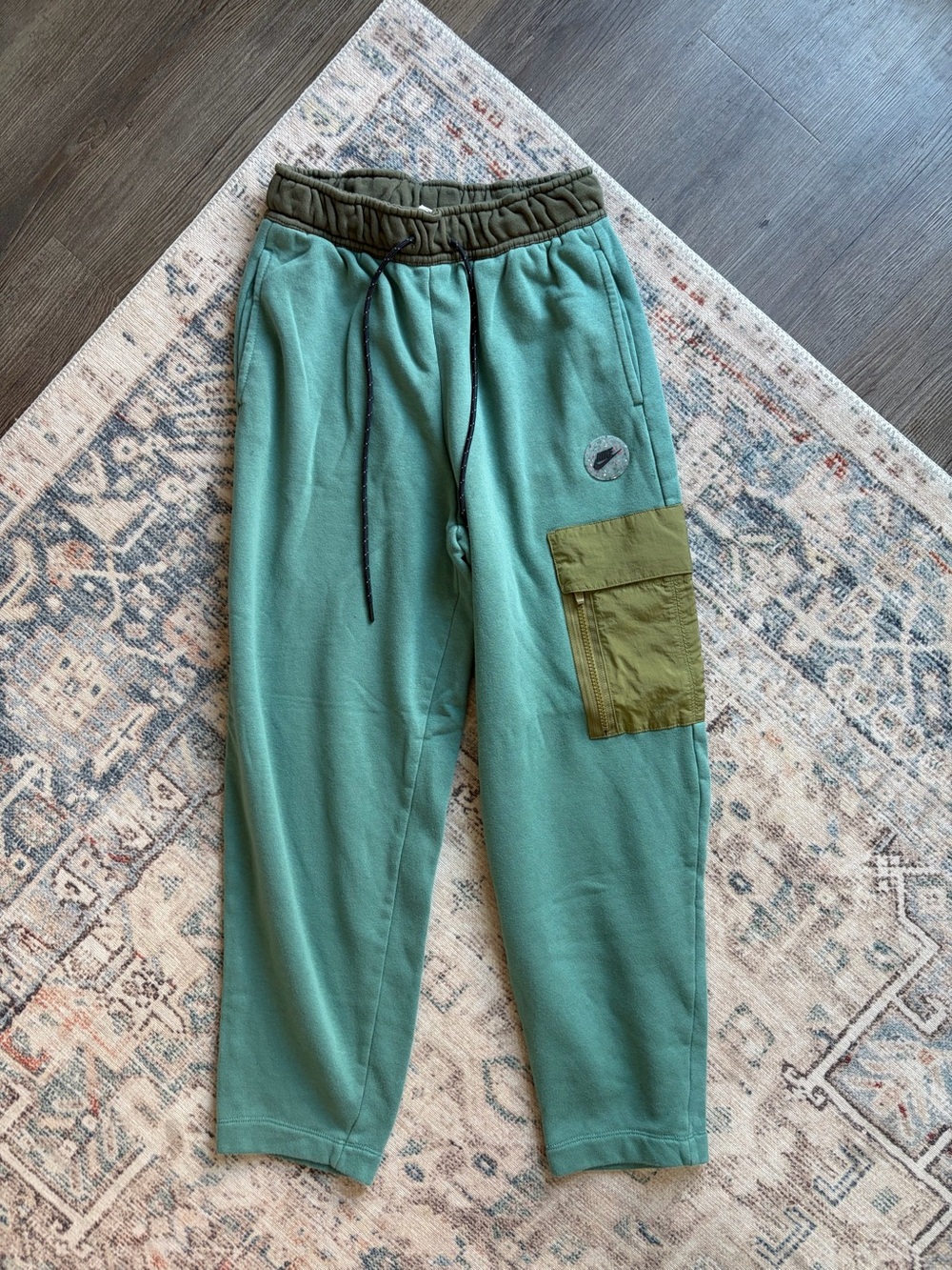 Nike Olive Green Drawstring Waist Shorts with Teal Lined Interior
